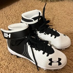 underarmour baseball cleats ( kids )